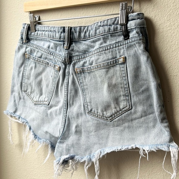 Alexander Wang denim bite in Bleach Blue shorts Sz 28 - Picture 10 of 14